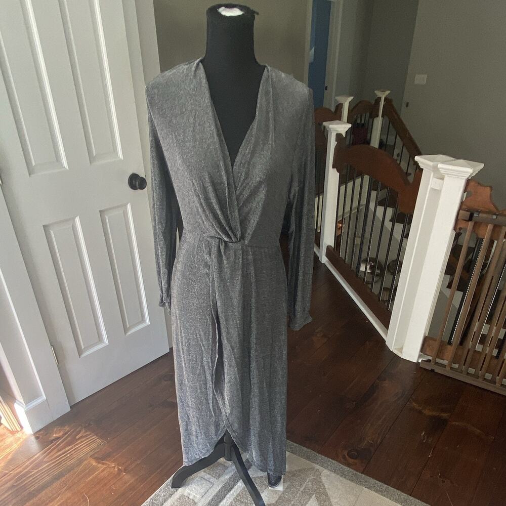 Halara Silver/Gray Glitter V-Neck Long Sleeve Hi-low dress Size S